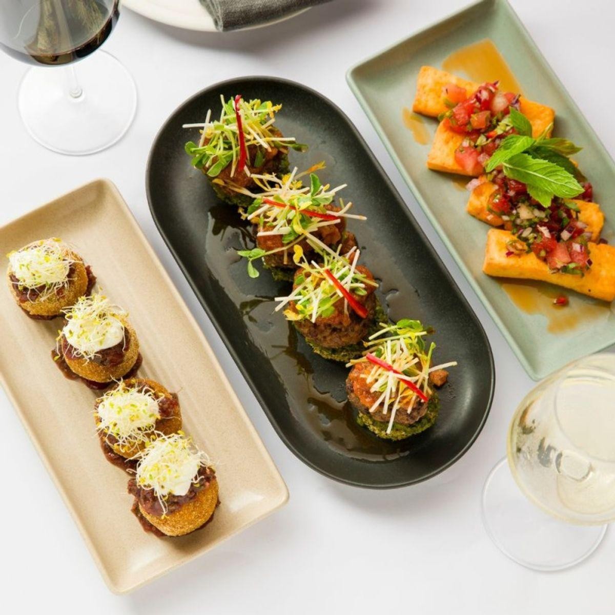 Long-standing Restaurant & Bar 681312 1