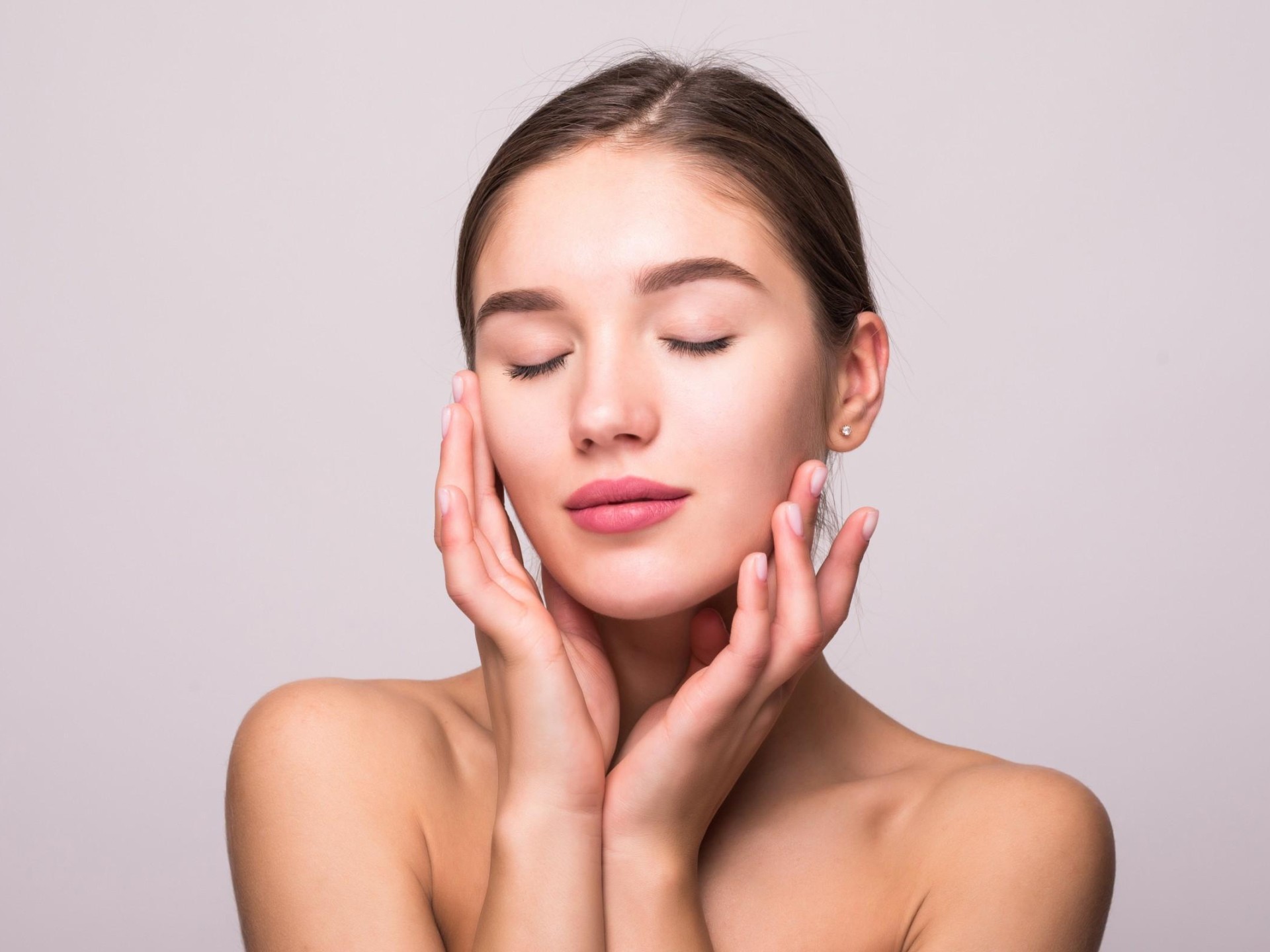Cosmetic And Skin Care 684624 2