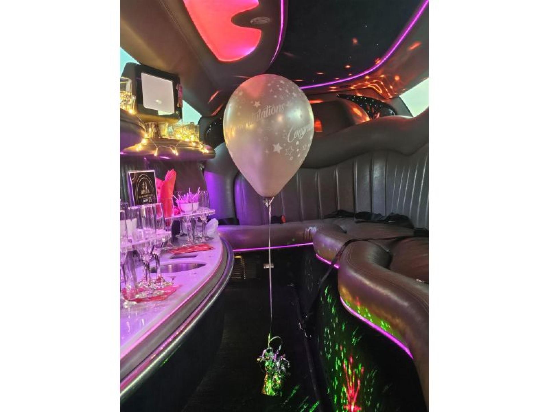 Hobart Limo Service 675571 2