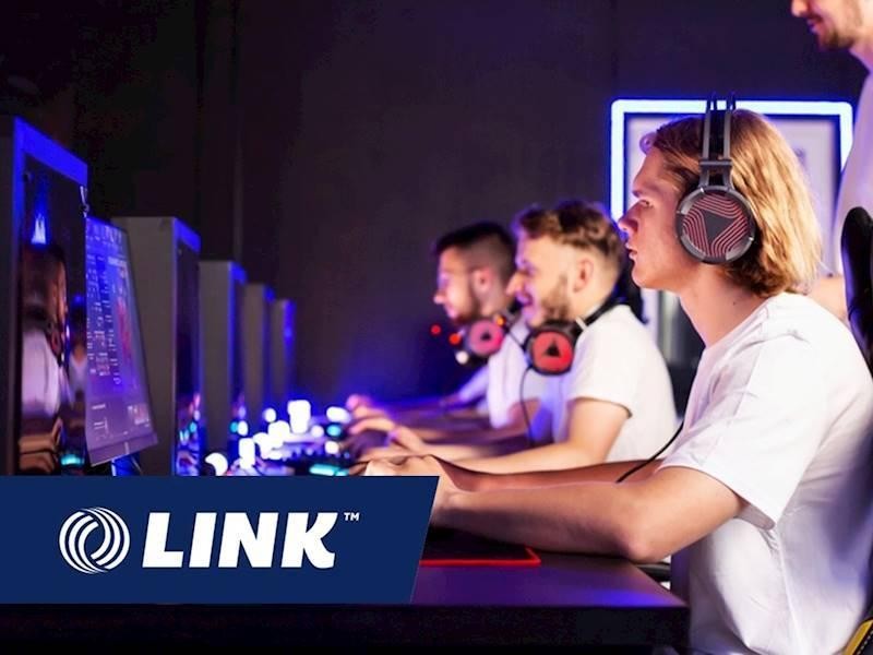 Internet Cafe | Cybercafe 671224 2