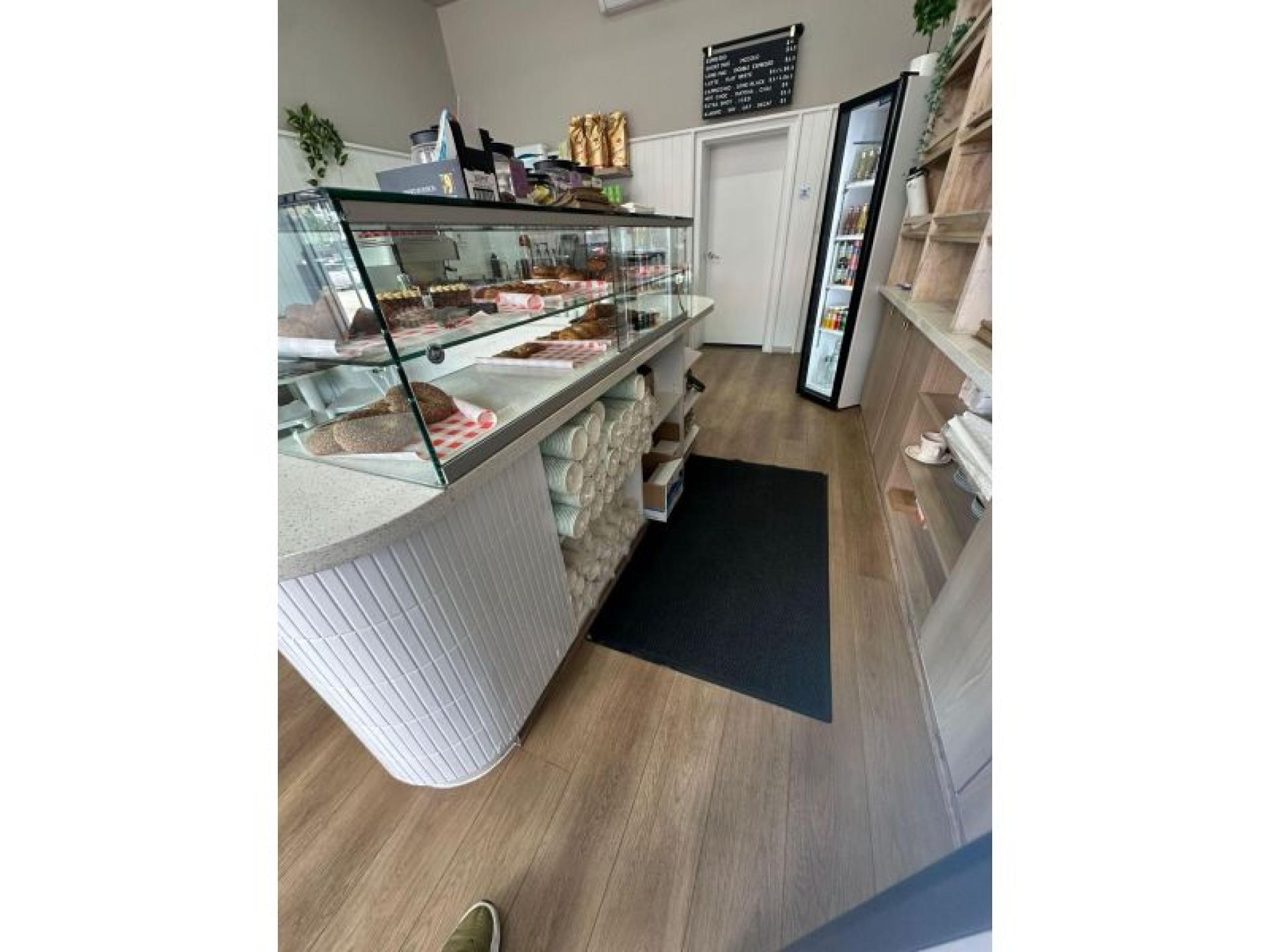 Cafe Opportunity Newly Renovated 683372 2