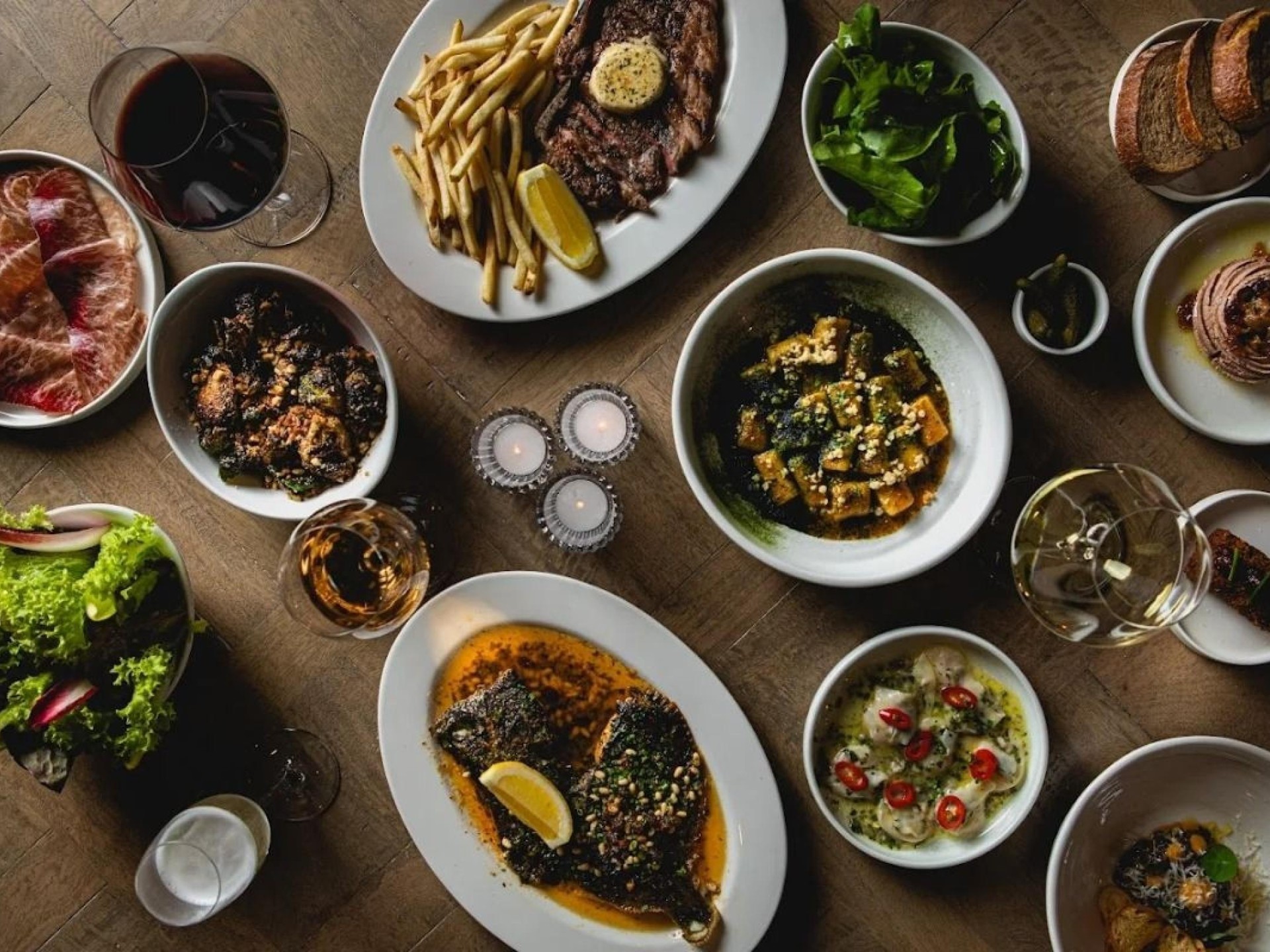 Boutique Wine Bar & 681570 2