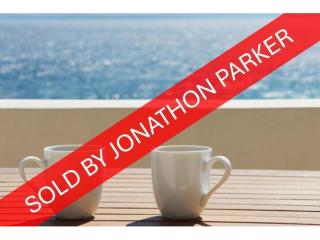 SOLD! WATERFRONT LICENSED CAFÉ / RESTAURANT