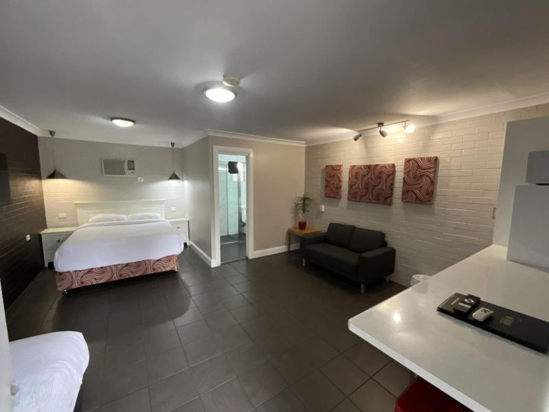 Exceptional Opportunity! Dubbo Leasehold 677825 3
