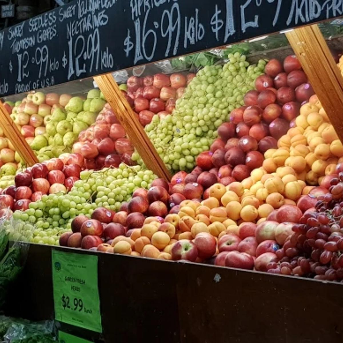 Well-established Fruit & Vegetable 686517 3