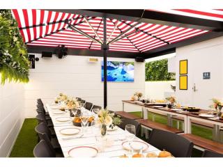 Iconic Seafood / Burger / Yoghurt & Gelato Restaurant