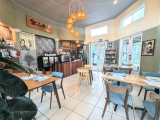 Premium Turnkey Licensed Restaurant in Montville – Beautiful Indoor/Outdoor Setup!
