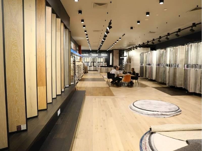 Premium Flooring Retail & 678397 3