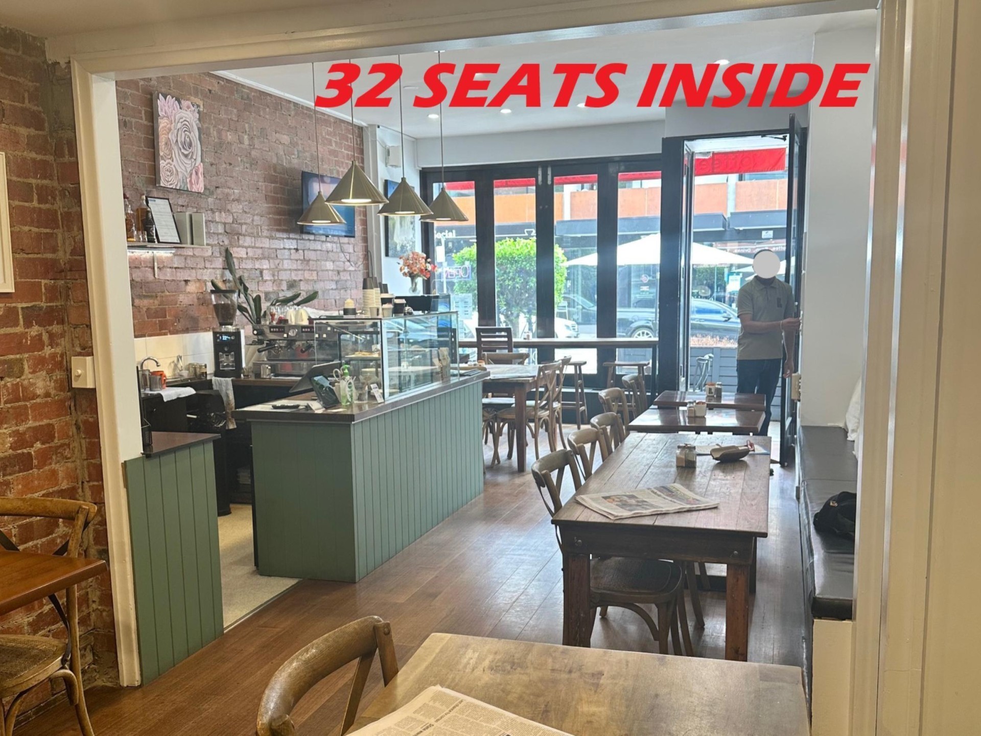 Beautiful Cafe/restaurant That Has 681828 2