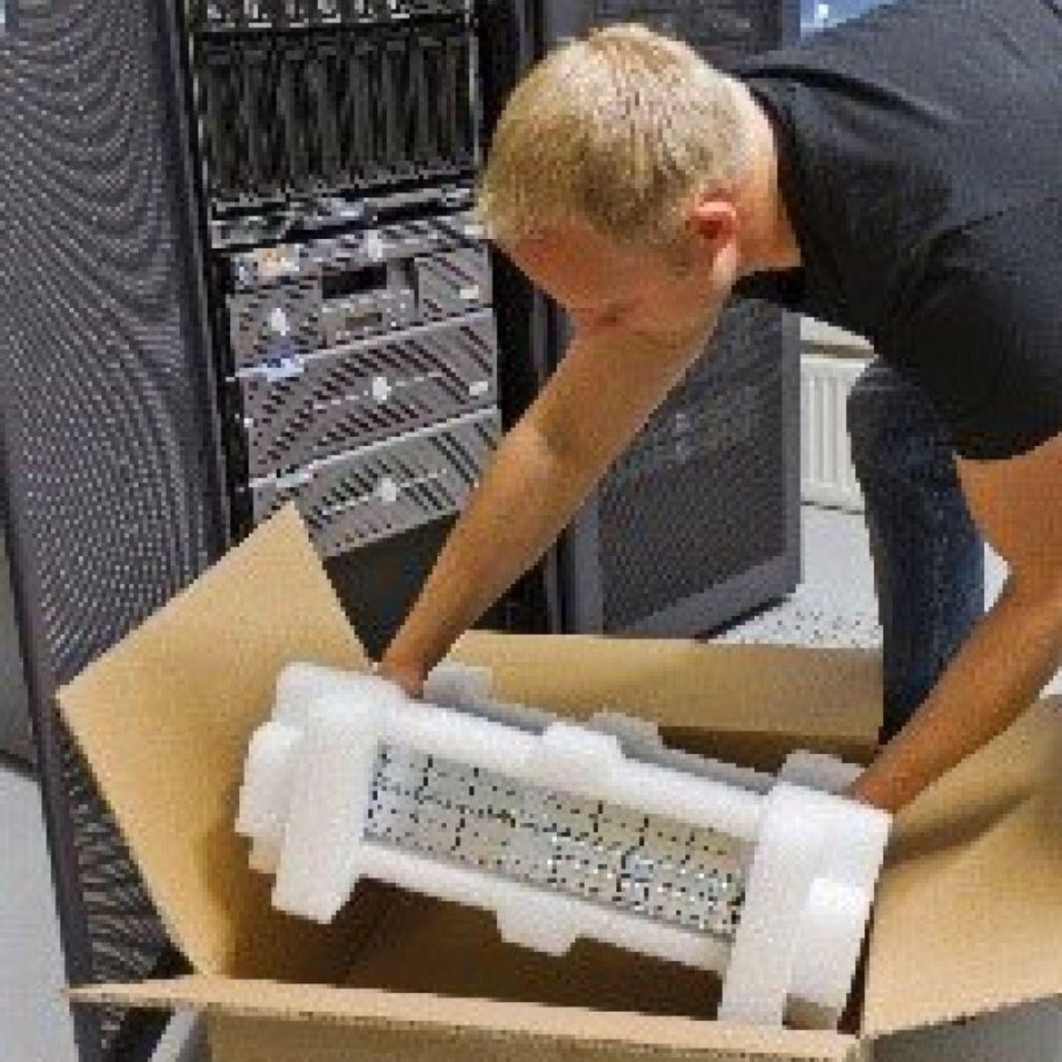 Record Network Sales Industry 681722 1