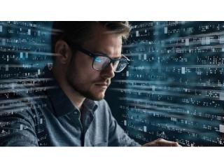 Custom IT & Cloud Solutions (GLJ2609)