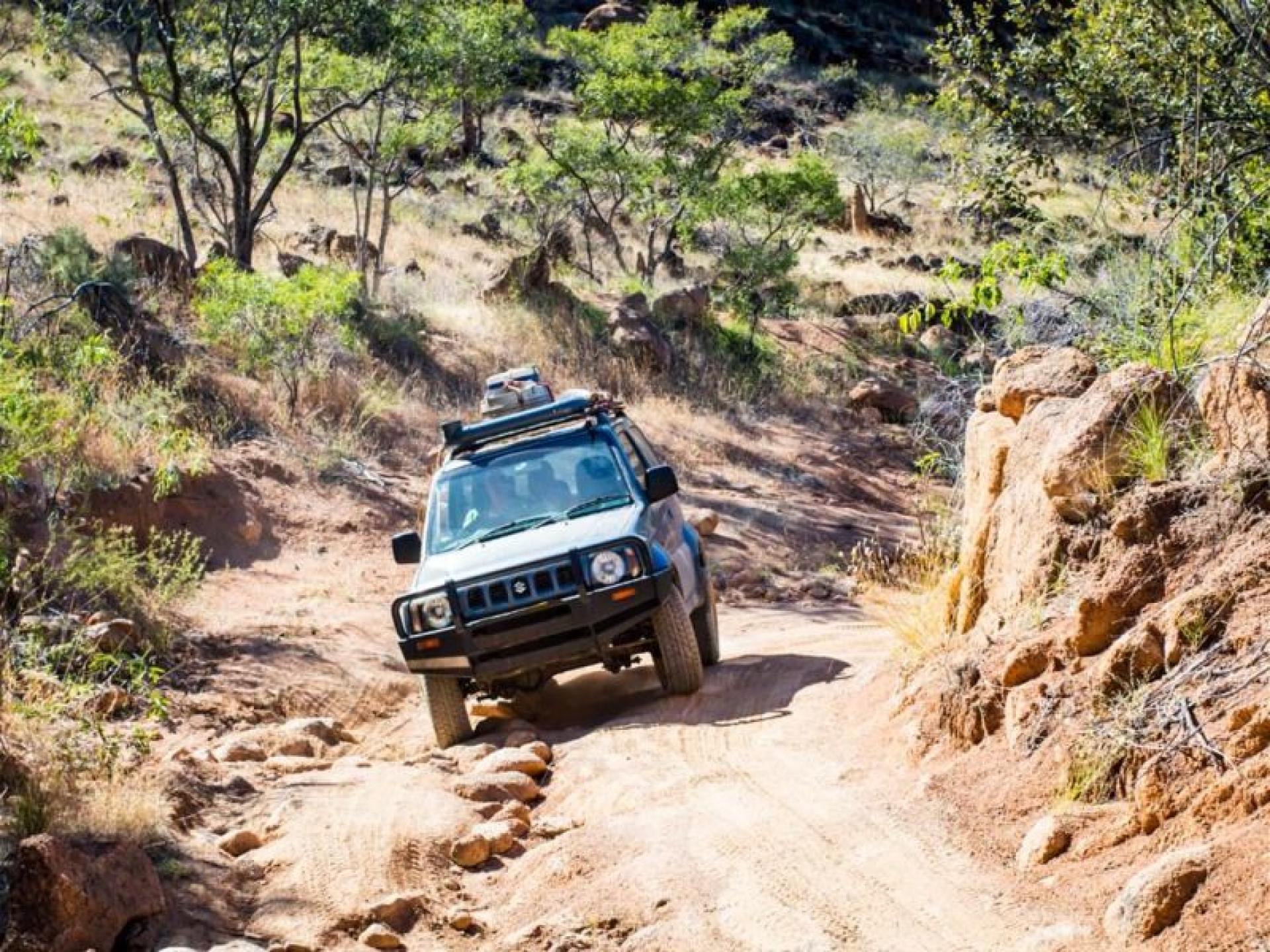 4x4 & Camper Hire 679630 2