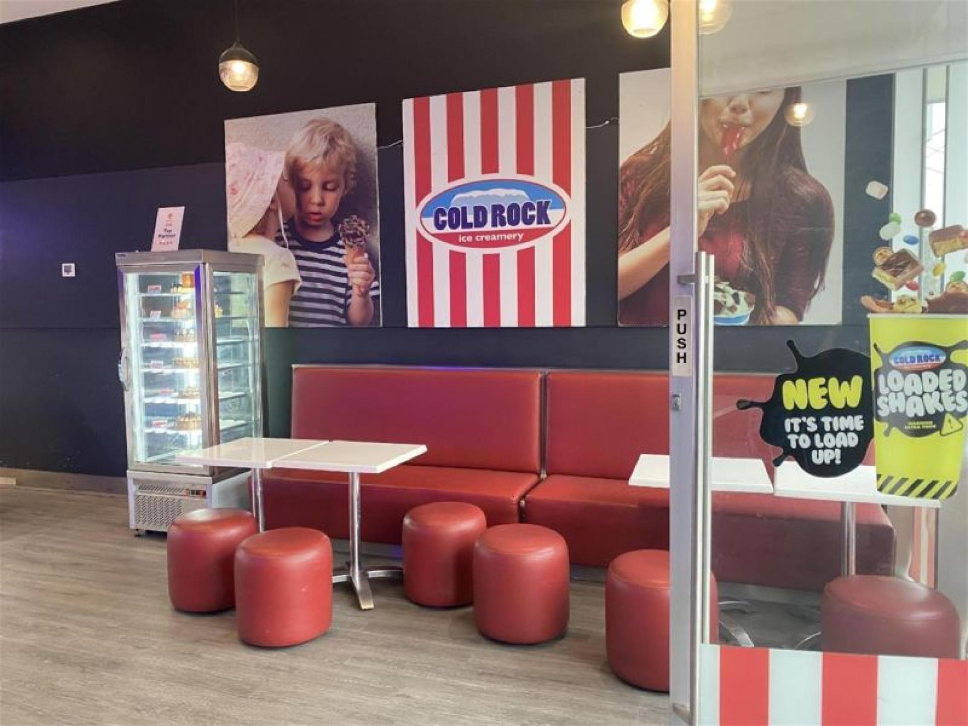 Cold Rock Ice Cream 679746 2