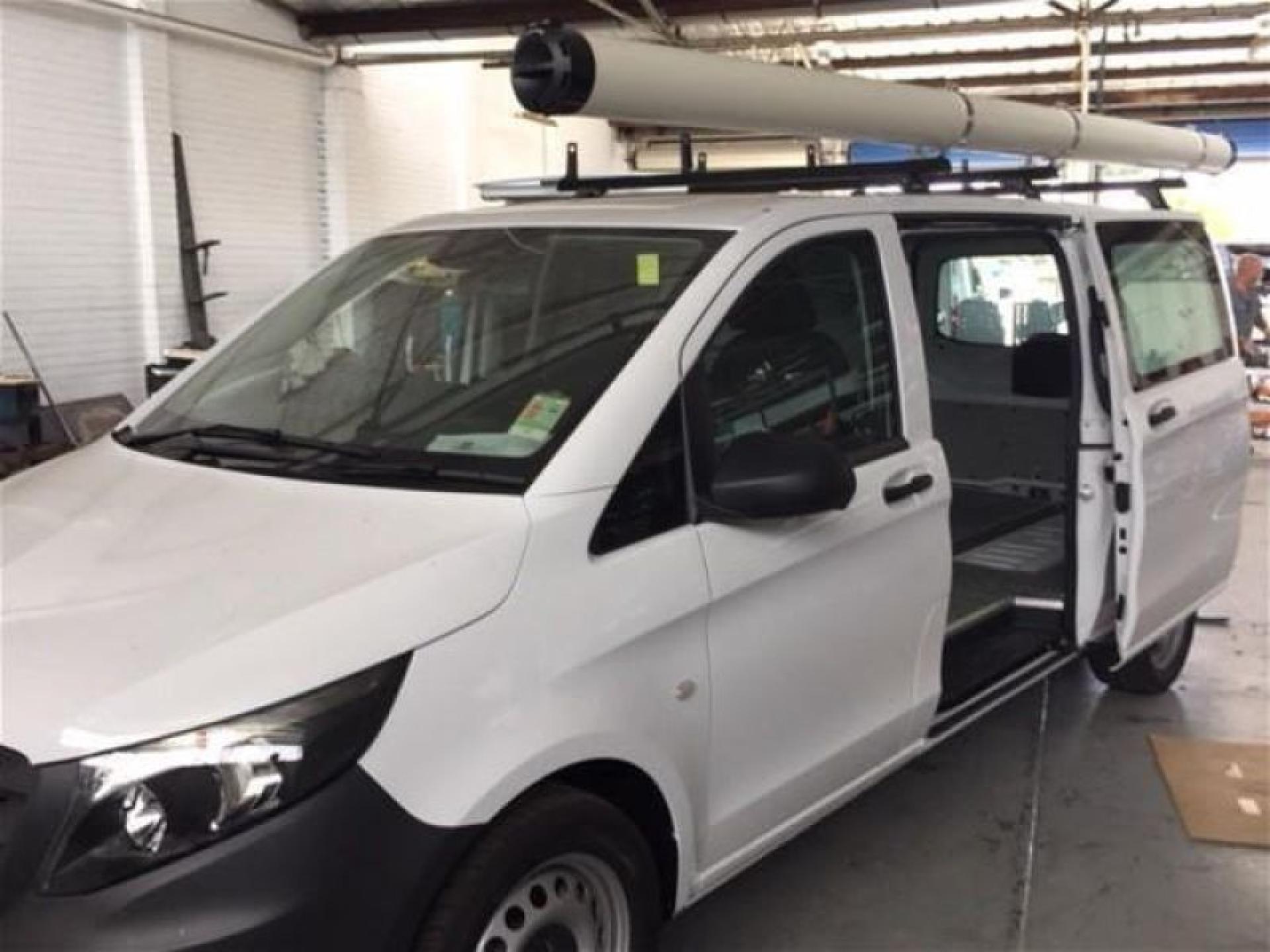 Automotive Accessories Business - 676823 3