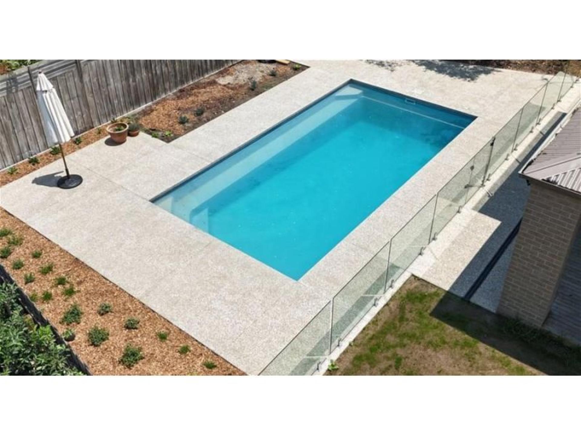 Coming Soon-concreting Contractor Business 685565 3