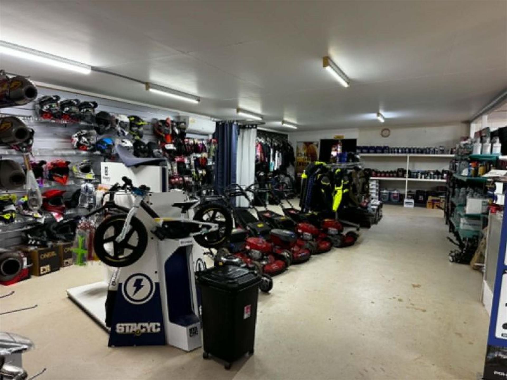 Extreme Motorcycles Atherton 682187 3
