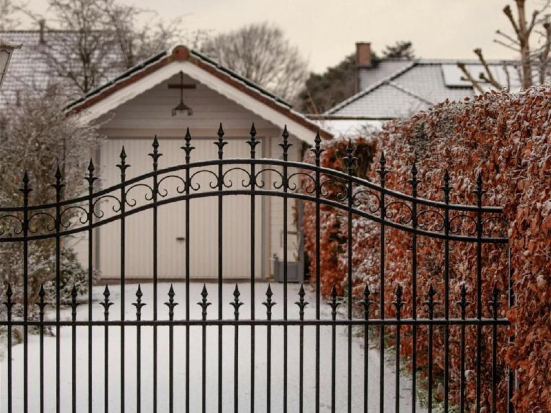 Established Fencing Business 677491 2