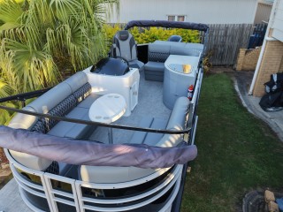 Sundown Pontoon Boats QLD – Marine Business & Brand for Sale